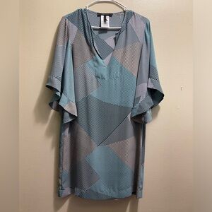 BCBGMaxazria Geometric Dress And Silk Slip Dress Lining Lagenlook XS Aqua